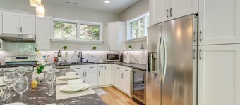 Riverfront Hayesville Retreat: Fishing & Kayaking! = ที่พักสิ้นสุดของทางน้ำ Hayesville: ตกปลาและพายเรือคายัค!