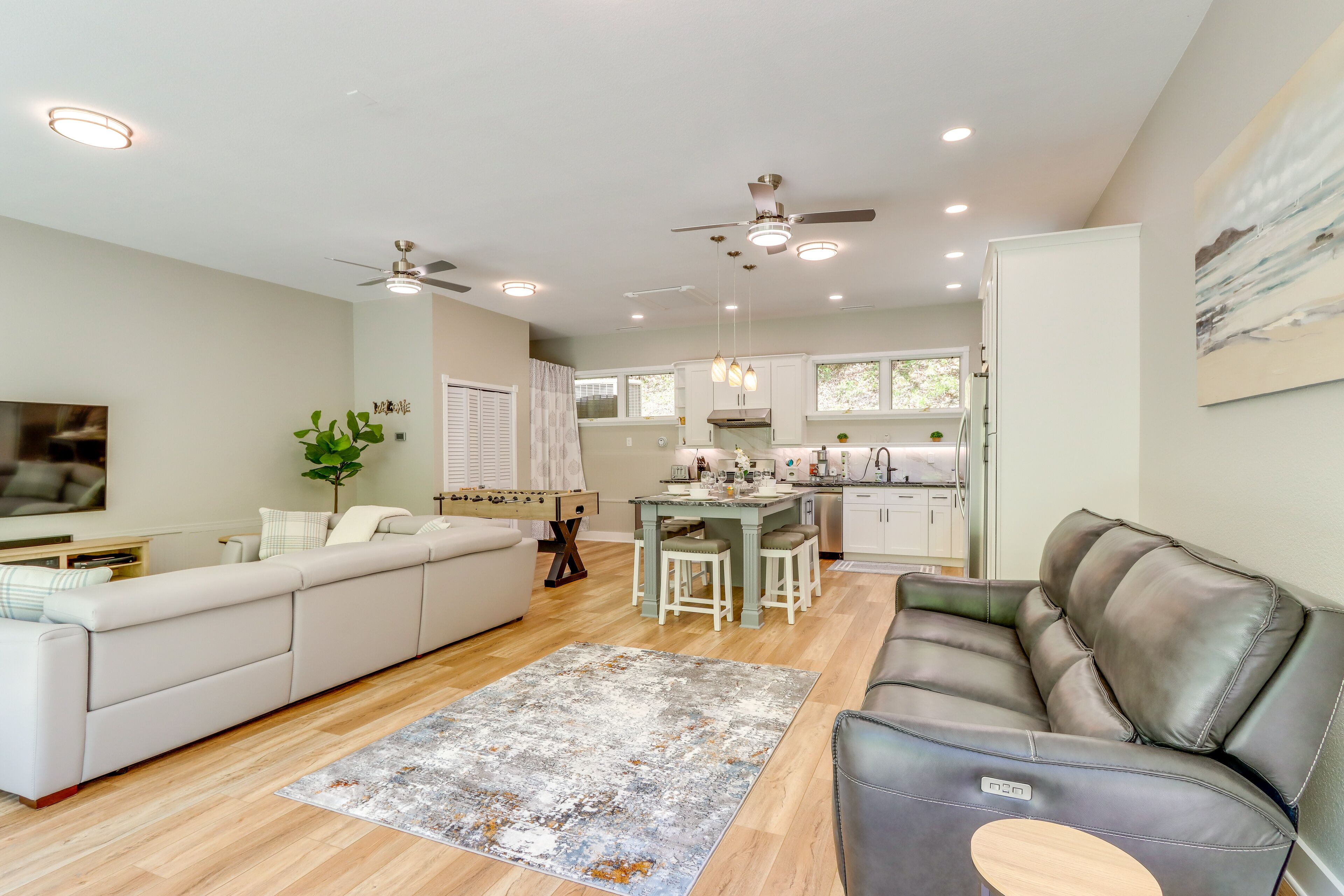 Riverfront Hayesville Retreat: Fishing & Kayaking!