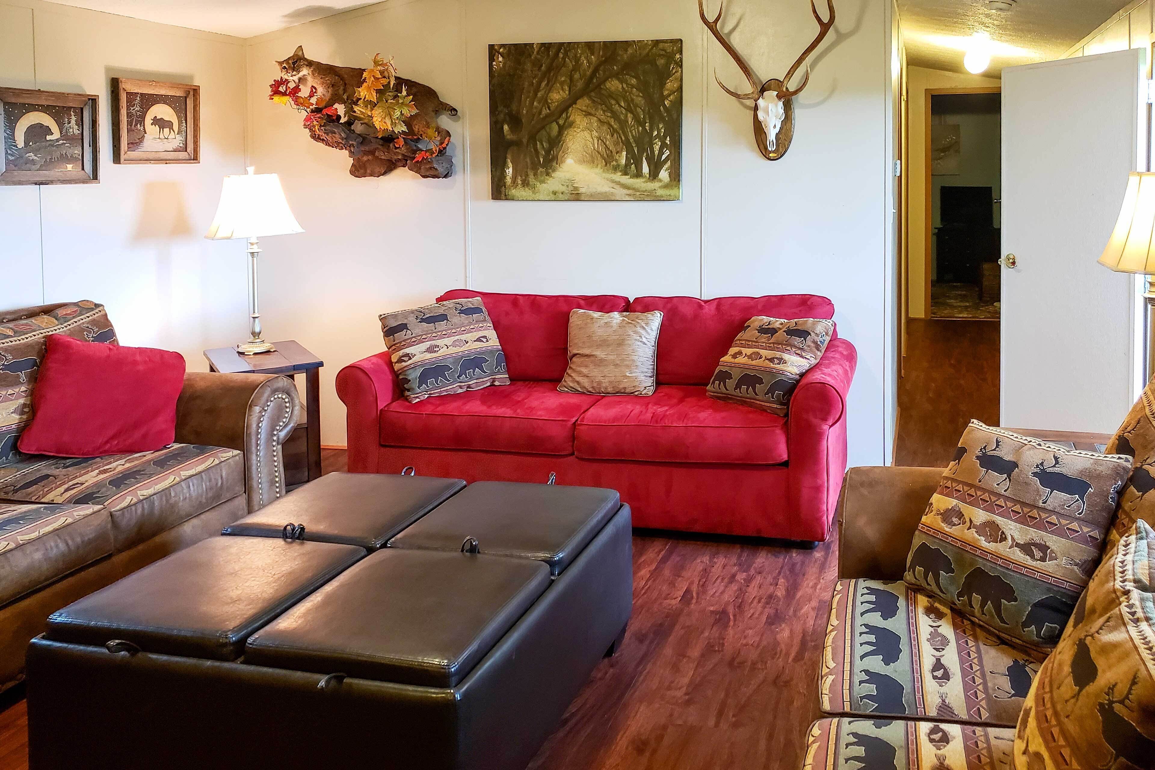 House (3 Bedrooms) | Interior