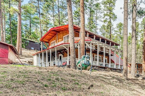 Interior - Ruidoso Cabin w/ Forest Views & Covered Porch (Ruidoso)