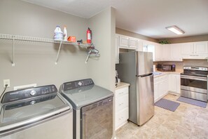 Casa (2 Bedrooms) | Interior