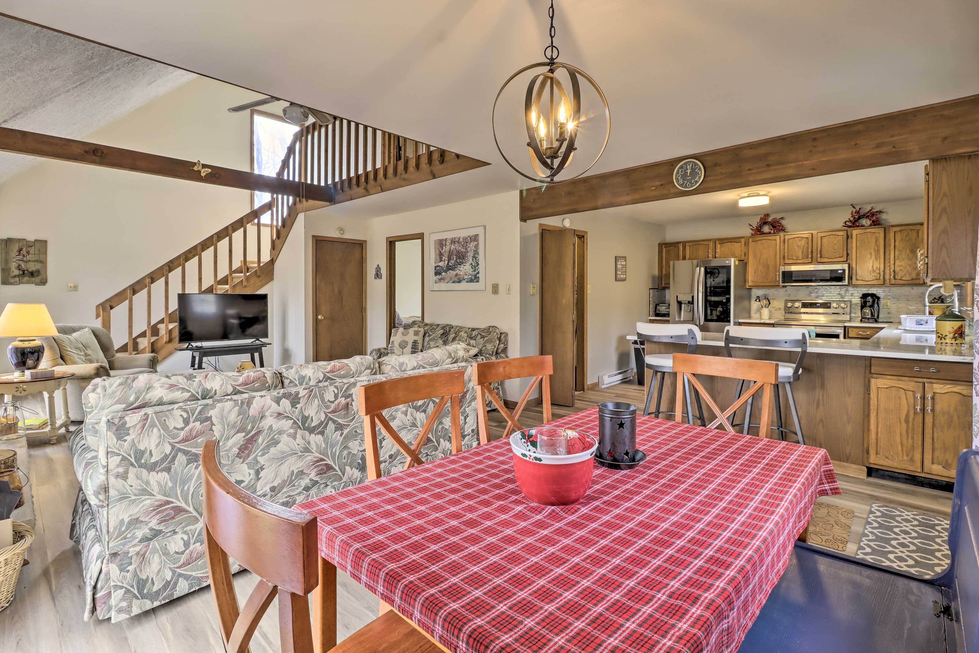 Secluded Poconos Home w/ Decks ~ 1 Mi to Lake