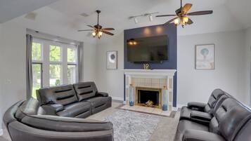 House (4 Bedrooms) | Interior