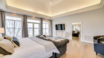 House (5 Bedrooms) | Interior