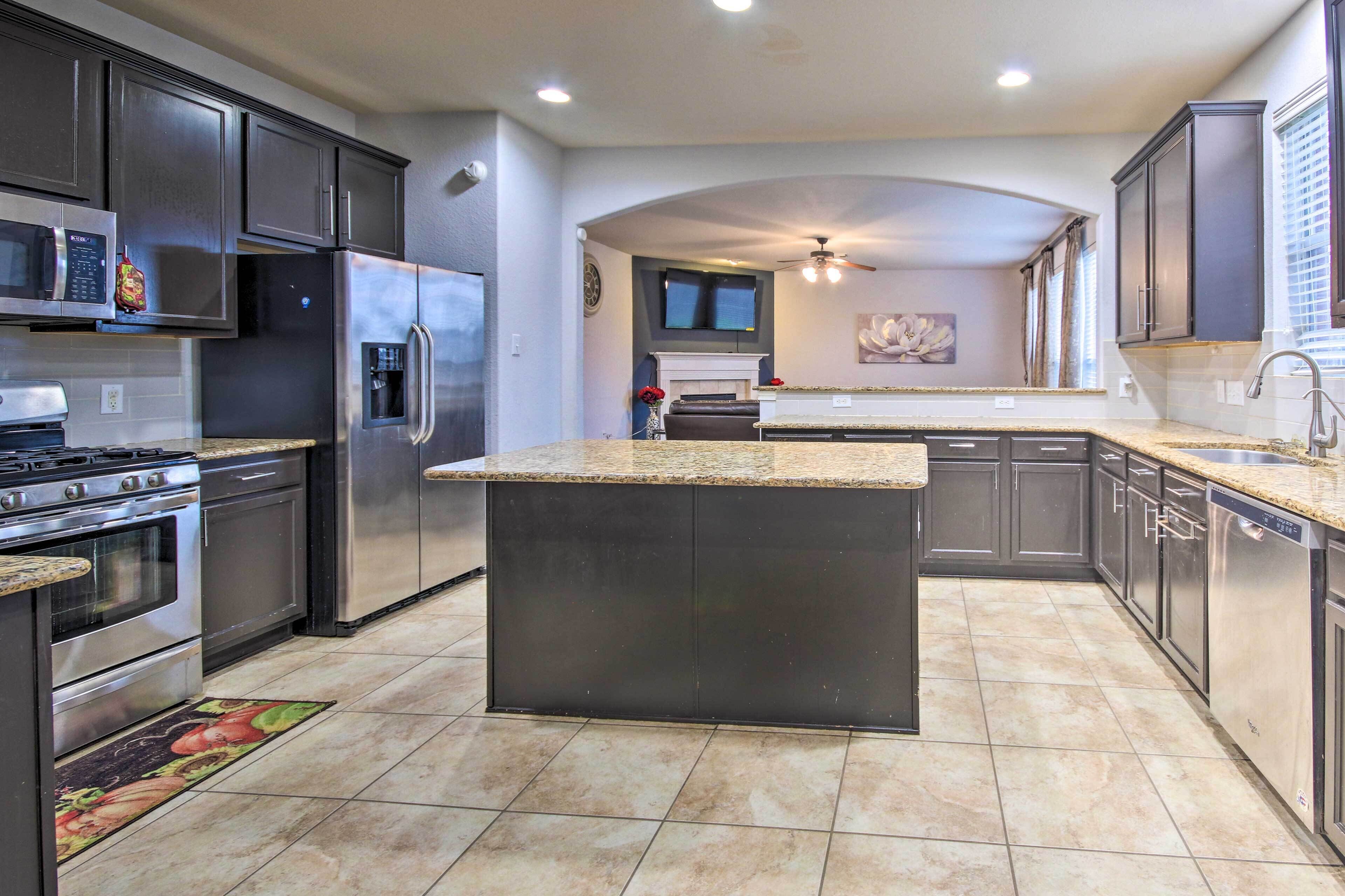 Spacious Richmond Getaway w/ Grill!