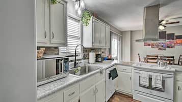 Apartment (3 Bedrooms) | Interior