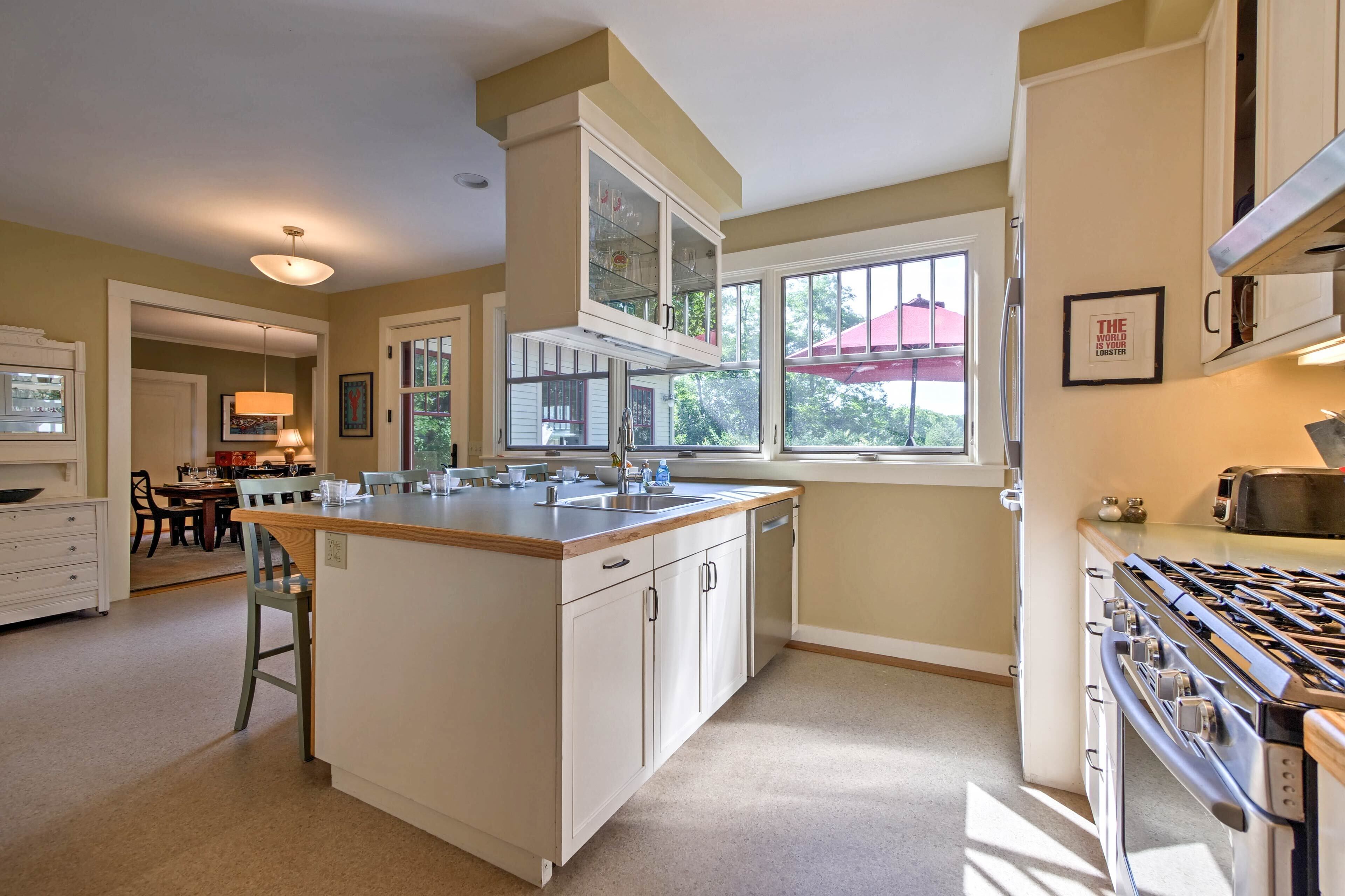 House (4 Bedrooms) | Interior