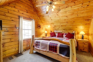 Interior - Sevierville Cabin w/ Hot Tub, Views & Pool Access! (Sevierville)