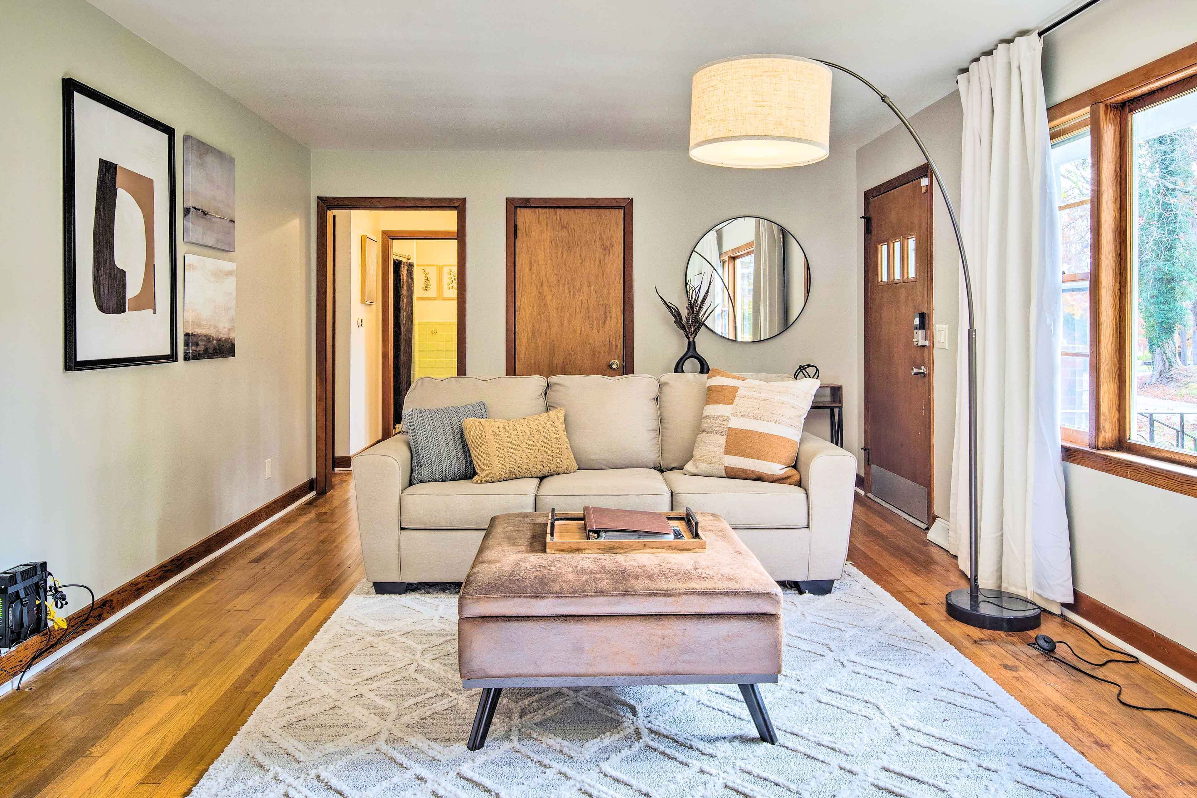 Lovely Hendersonville Home, Near Parks!