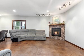 Villa (Multiple Bedrooms) | Interior