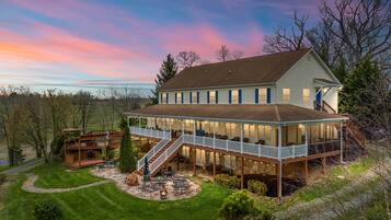 Villa (Multiple Bedrooms) | Front of property