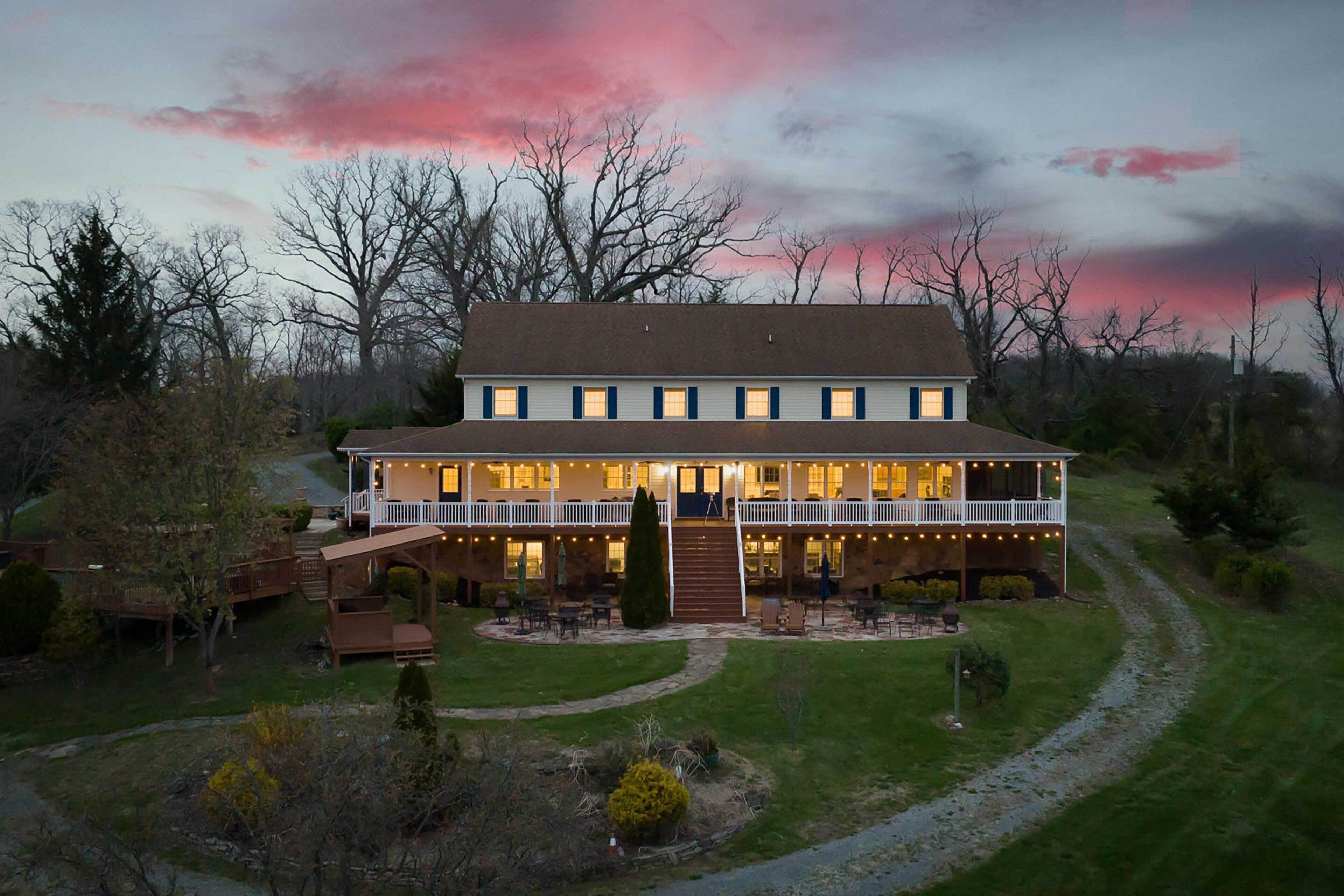 Vila (Multiple Bedrooms) | Interior