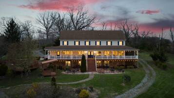 Vila (Multiple Bedrooms) | Interior