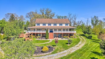 Villa (Multiple Bedrooms) | Intérieur