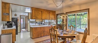 Willow Creek Hideaway w/ Deck, 1 Mi to River!