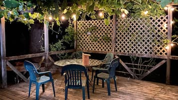 House (3 Bedrooms) | Depan hartanah