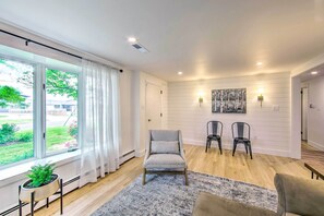 House (3 Bedrooms) | Interior - 3 Mi to Dutch Wonderland: Serene Home w/ Deck (Lancaster)