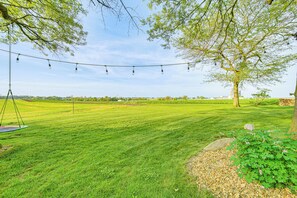 Interior - 3 Mi to Dutch Wonderland: Serene Home w/ Deck (Lancaster)