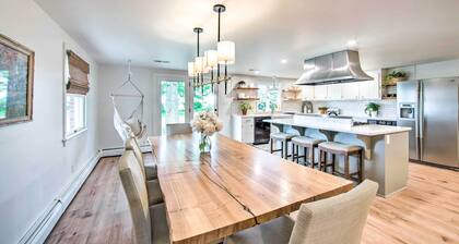 3 Mi to Dutch Wonderland: Serene Home w/ Deck