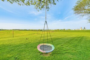 House (3 Bedrooms) | Interior - 3 Mi to Dutch Wonderland: Serene Home w/ Deck (Lancaster)