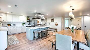 House (3 Bedrooms) | Bahagian dalam