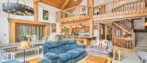 House (3 Bedrooms) | Interior