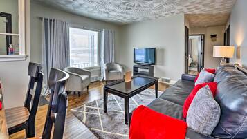 House (3 Bedrooms) | Front of property