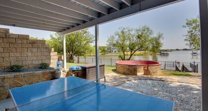Game Room & Dock: Waterfront Granbury Lake Retreat