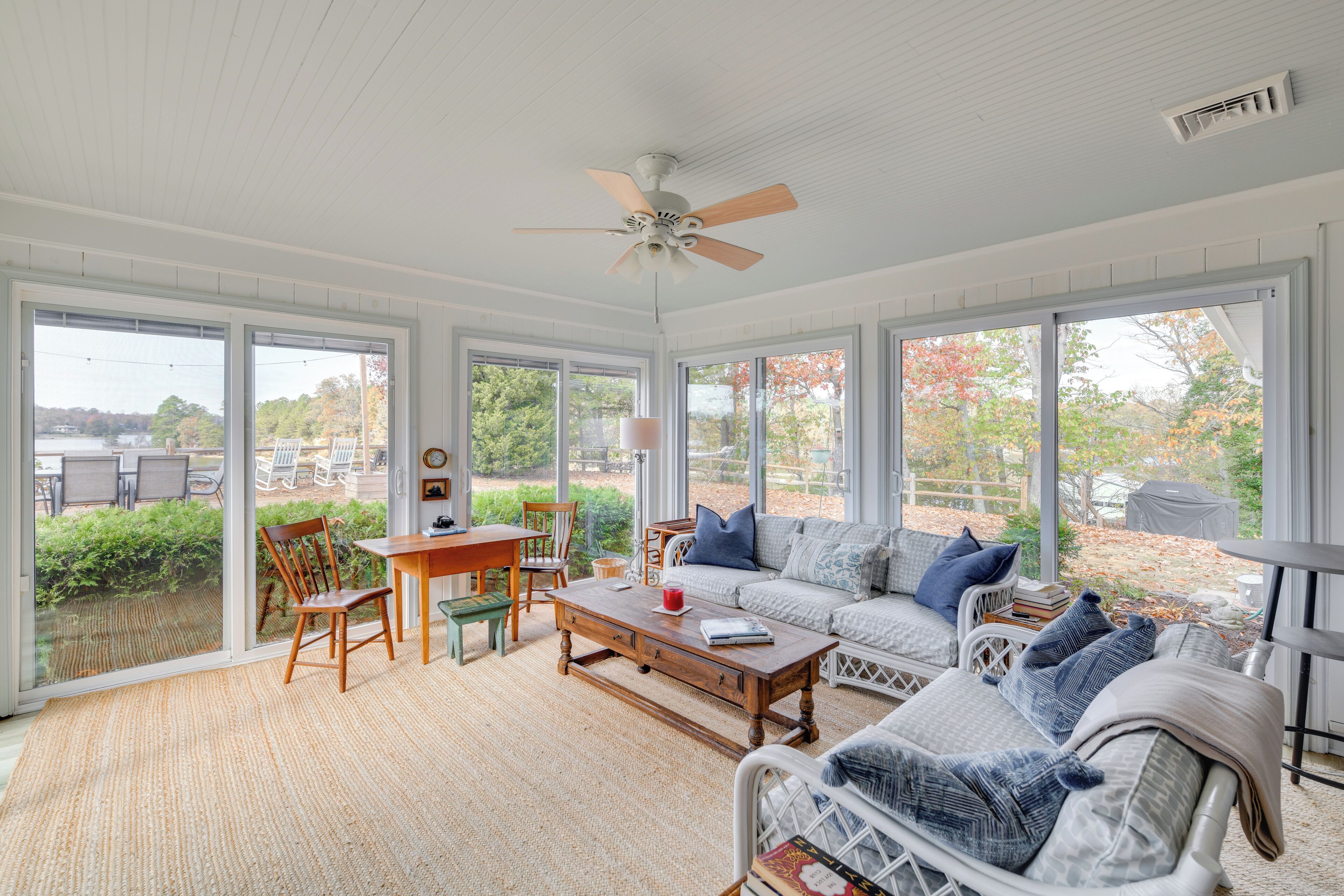 Rumah (3 Bedrooms) | Bagian depan properti