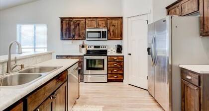 Large Central Heber Rambler