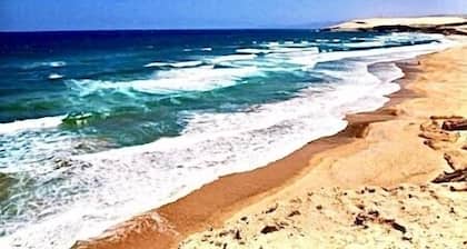 Apt Tamaris/Sidi Rahal sea view, feet in the water