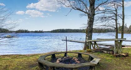 Schönes Haus in JÀlluntofta mit Sauna