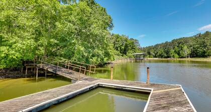 Charming Abbeville Home w/ Private Boat Dock!