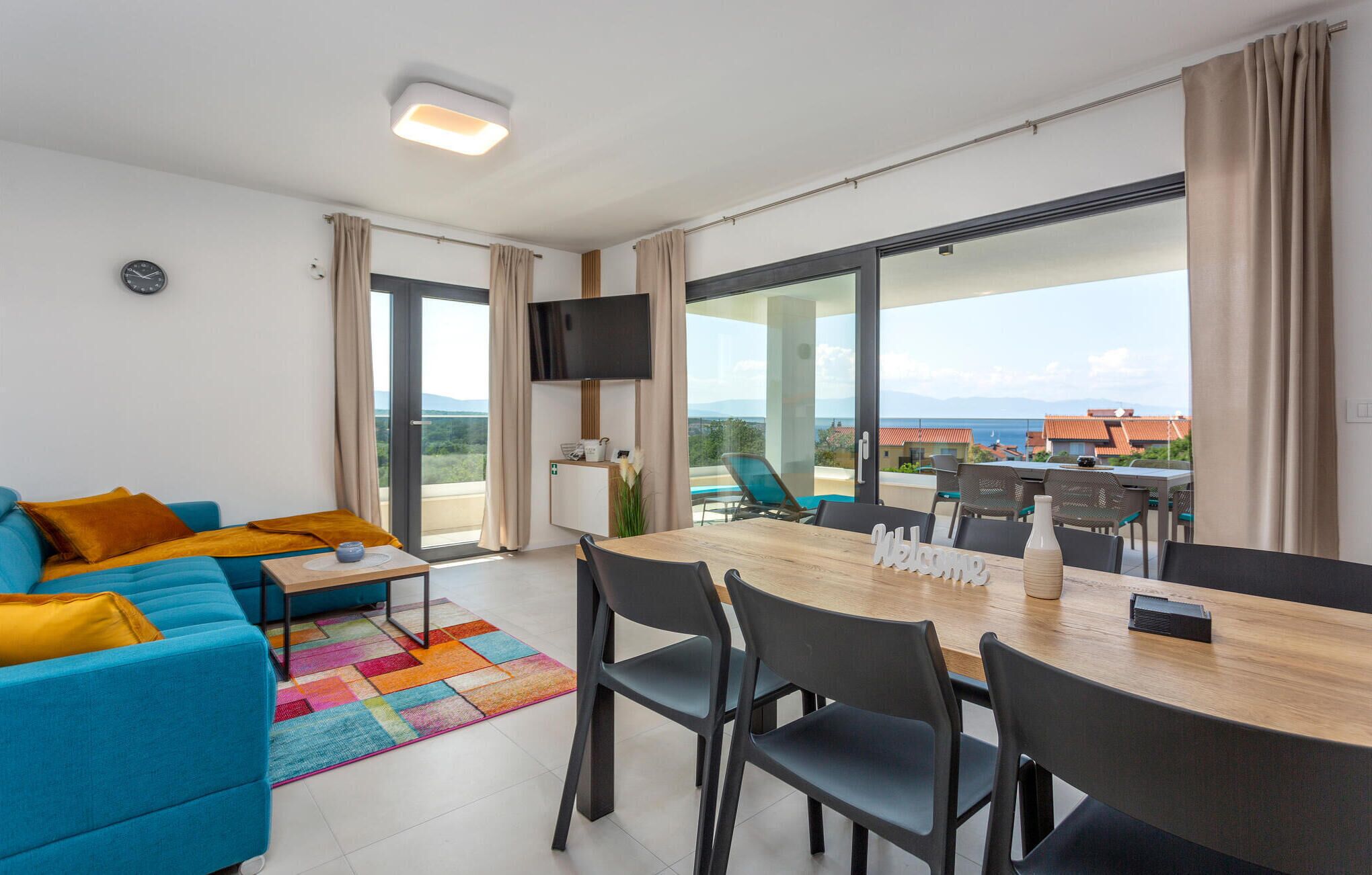 Beach Front Apartment In Malinska - Malinska