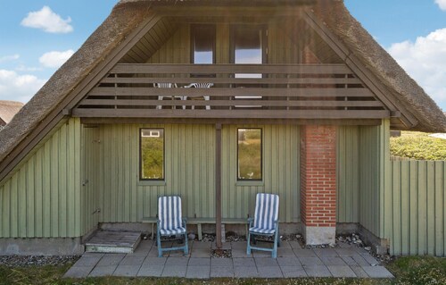 Awesome home in Harboøre with WiFi