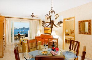 Dining - VILLA DEL ARCO BEACH RESORT & SPA #1 (Cabo San Lucas)