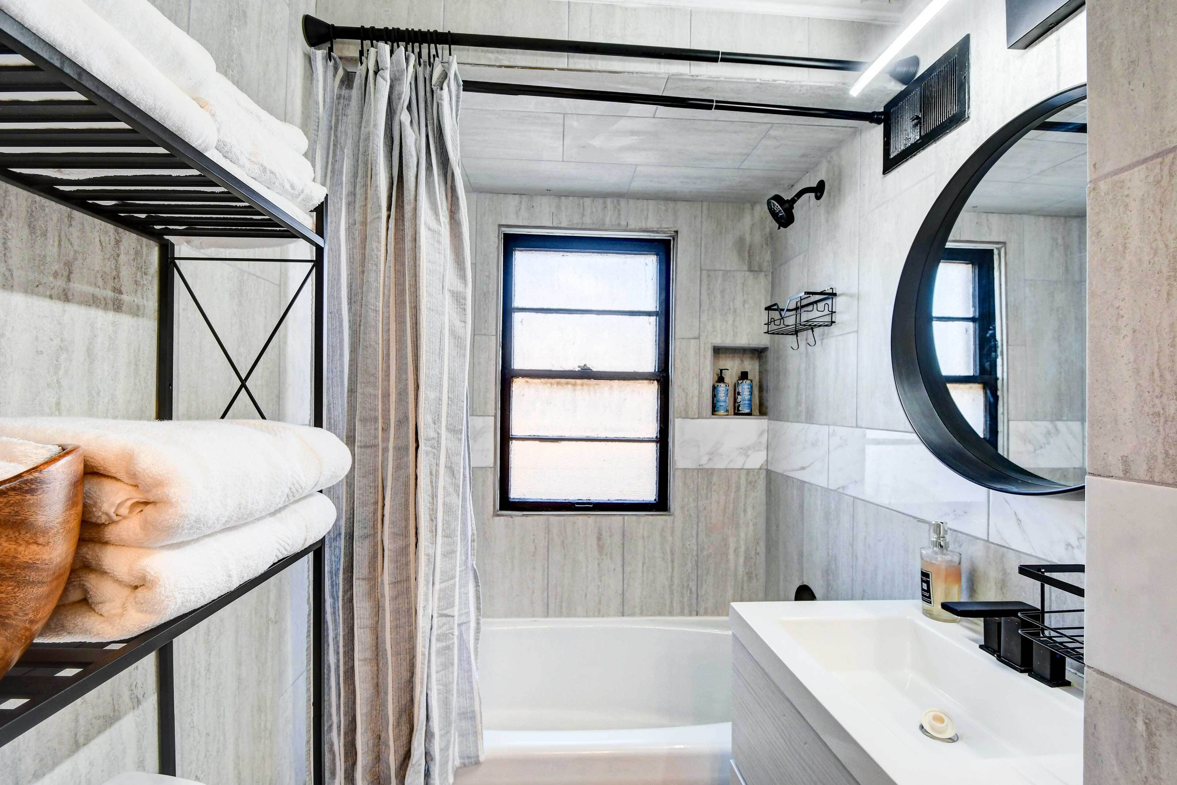 Belleville Vacation Rental: 13 Mi to St Louis