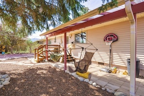 Interior - Private Yard, Walk to River: Buena Vista Retreat! (Buena Vista)