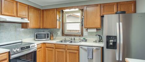 House (3 Bedrooms) | Interior