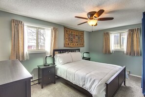 House (3 Bedrooms) | Interior - Private Yard, Walk to River: Buena Vista Retreat! (Buena Vista)