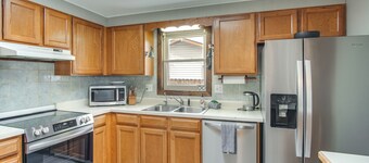 Private Yard, Walk to River: Buena Vista Retreat!