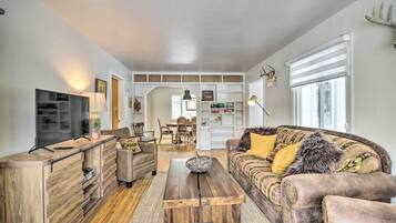 House (3 Bedrooms) | Front of property