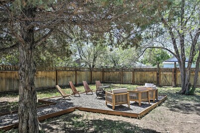 Beautiful Thermopolis Home w/ Private Yard & Grill