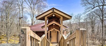 Beech Mountain Cabin w/ Deck: Half-mi to Skiing