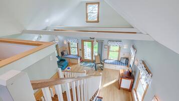 Apartment (0 Bedroom) | Interior