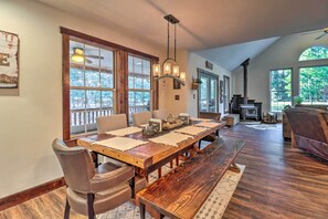 House (4 Bedrooms) | Interior