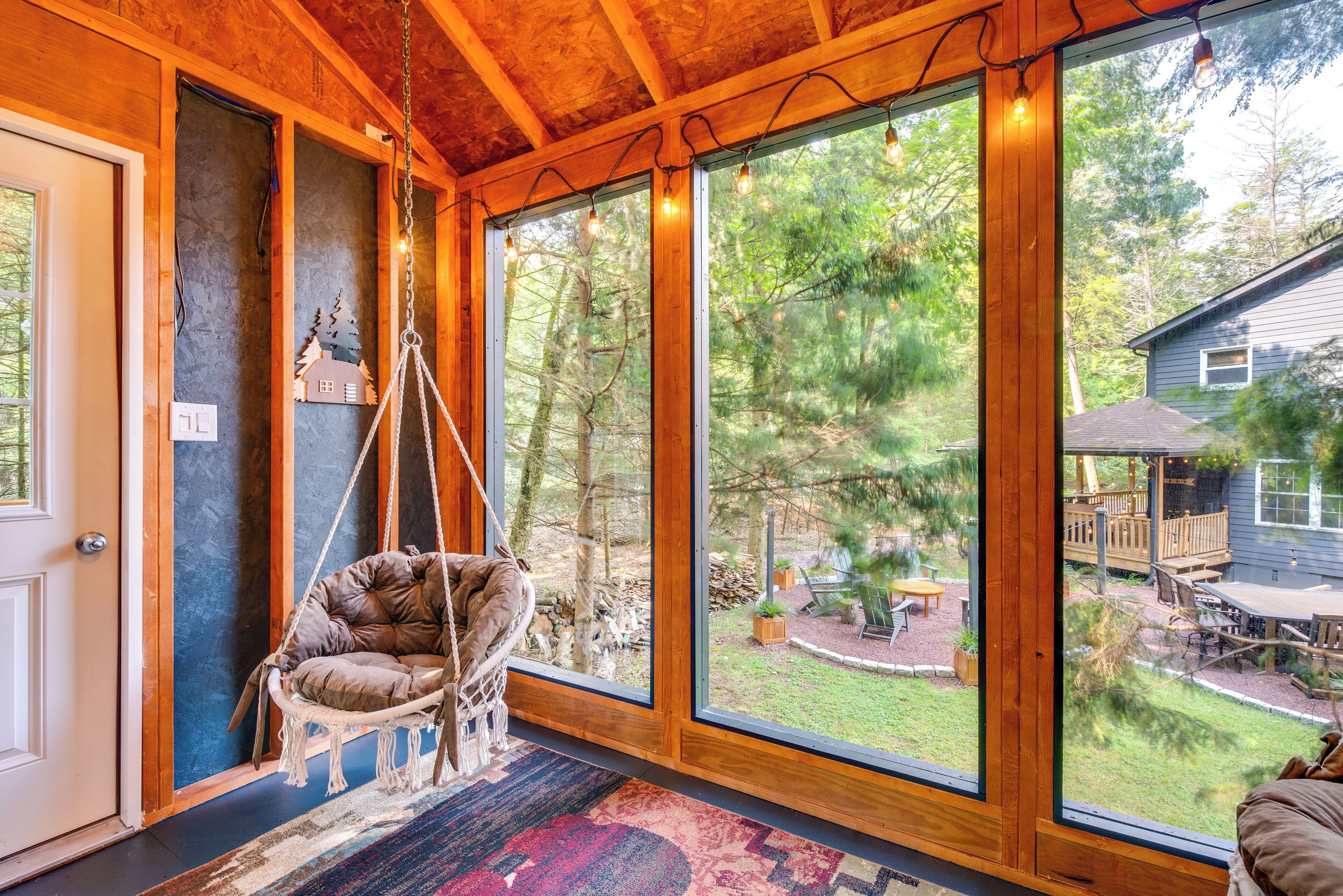 Talo (4 Bedrooms) | Sisätilat