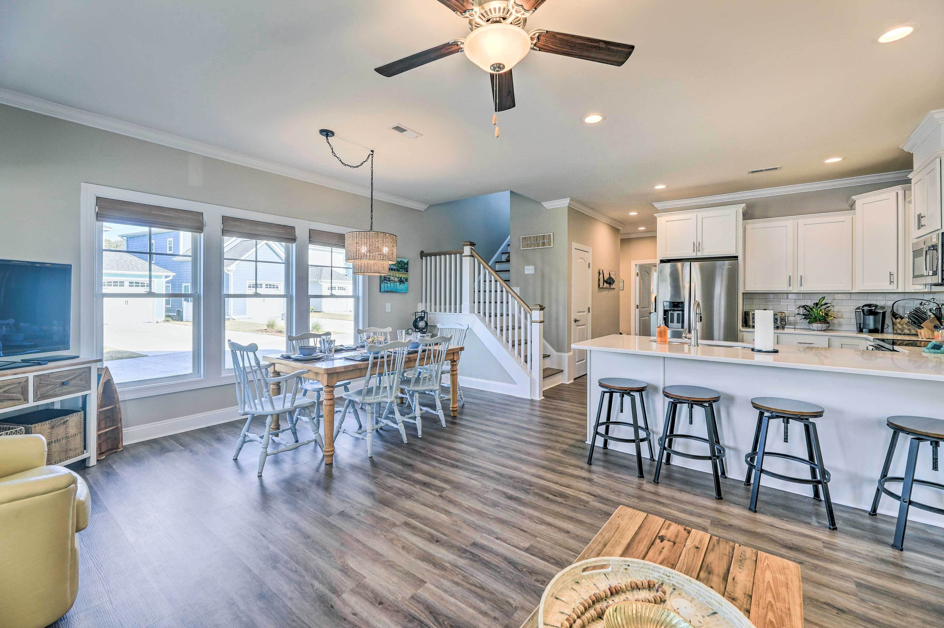 Beaufort, NC, Vacation Rental w/ Pool Access