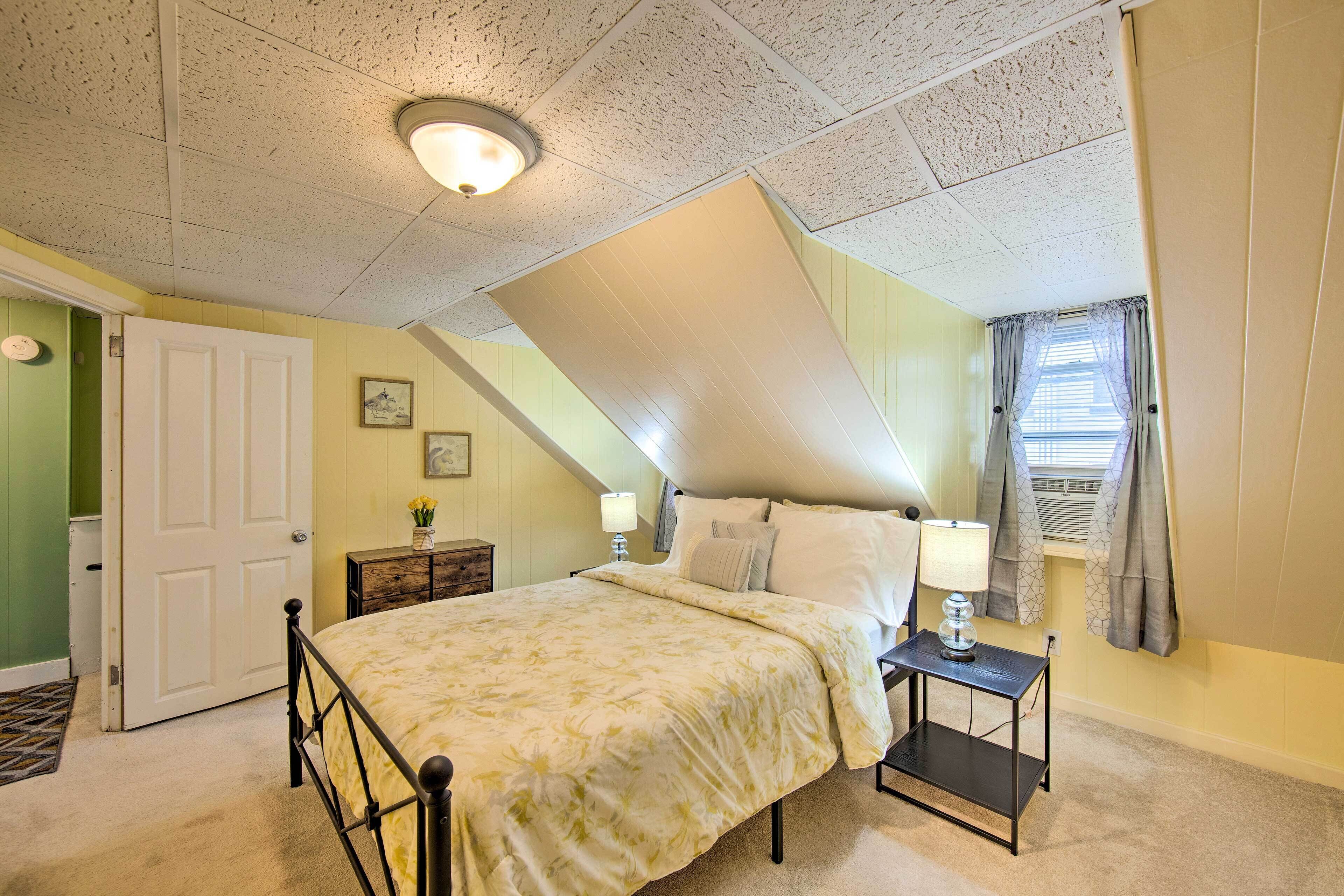 Central Lancaster Home < 1 Mi to Downtown!