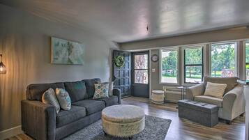 Apartment (1 Bedroom) | Interior